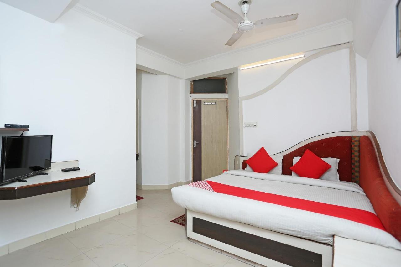 Oyo 4406 Hotel Arya Palace Бхопал Экстерьер фото