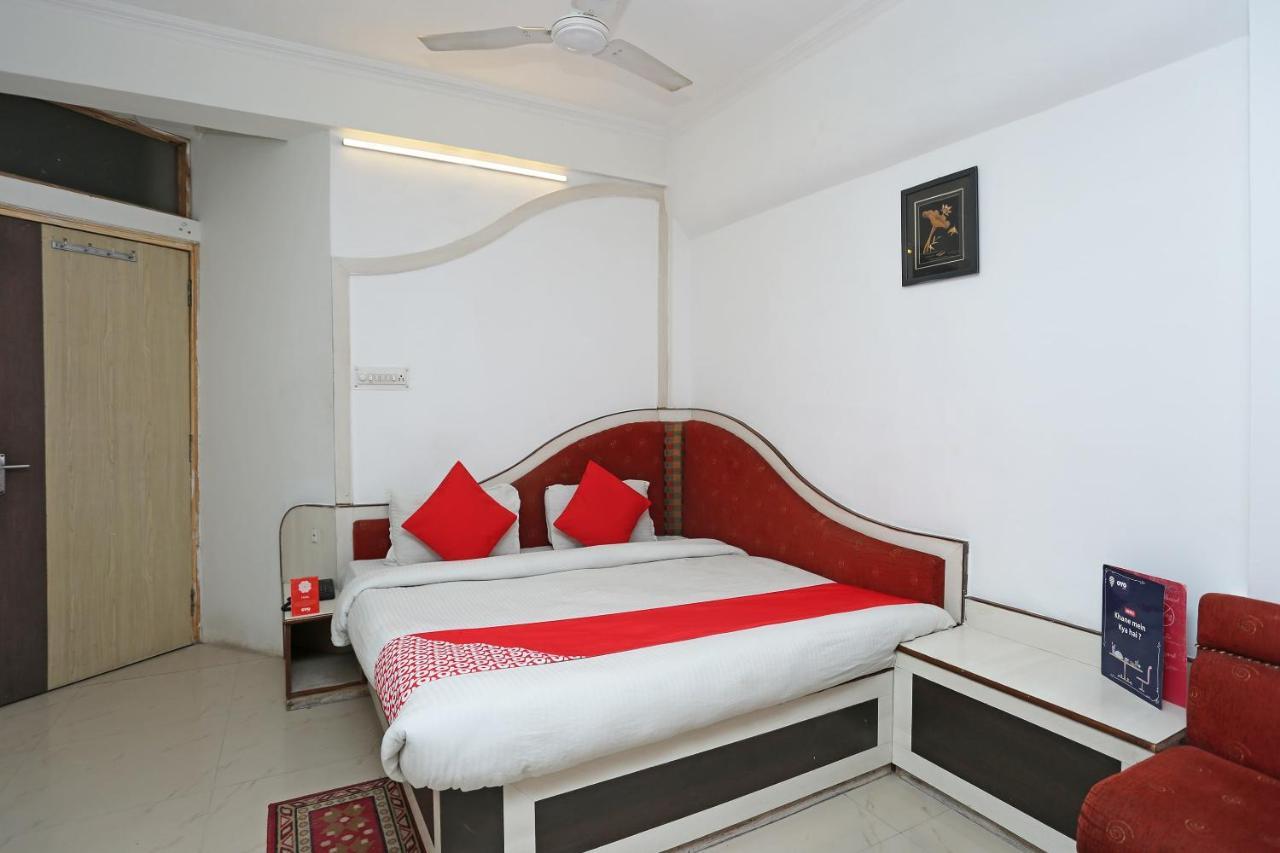 Oyo 4406 Hotel Arya Palace Бхопал Экстерьер фото