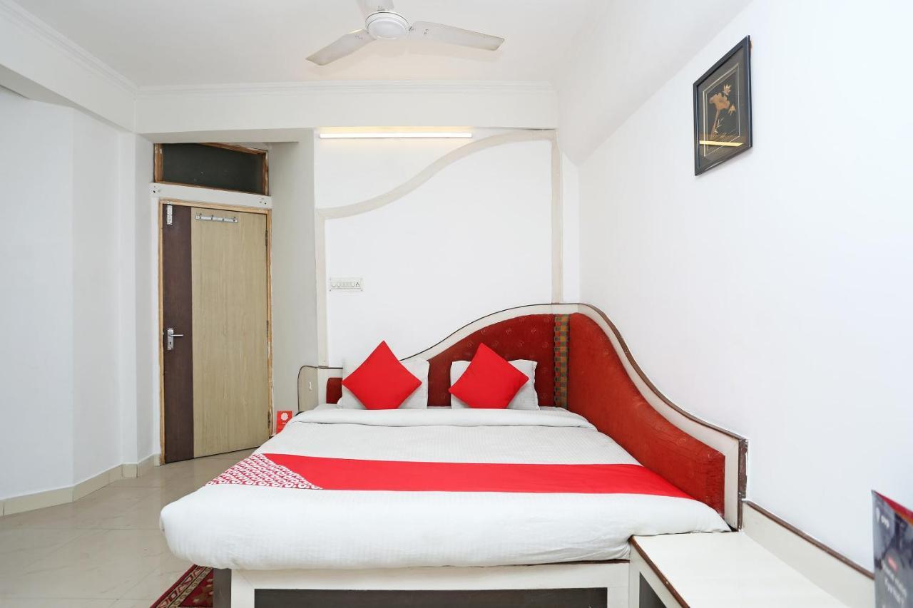 Oyo 4406 Hotel Arya Palace Бхопал Экстерьер фото